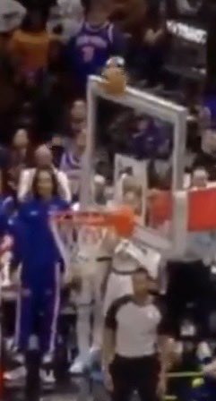 King Cross tweet media