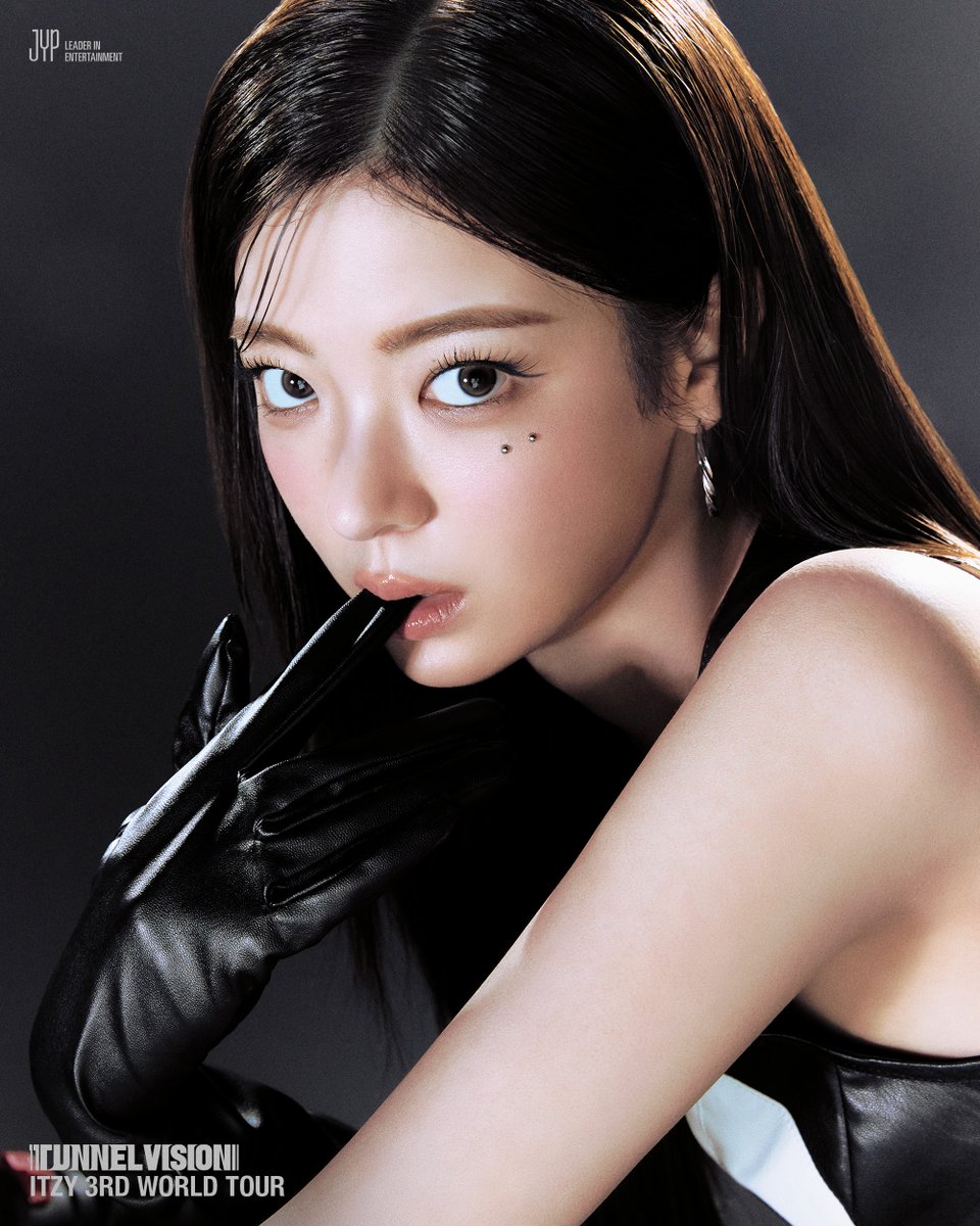 ITZY 3RD WORLD TOUR <TUNNEL VISION> in SEOUL 
#LIA #리아

Ticket Open Notice
🔗bit.ly/4qOC1DZ

FANCLUB
2026.1.5 MON 8PM-11:59PM (KST)

GENERAL
2026.1.7 WED 8PM- (KST)

#ITZY #MIDZY <a href="/ITZYofficial/">ITZY</a>
#ITZY_TUNNELVISION
#ITZY_TNVS
#ITZY_WORLD_TOUR