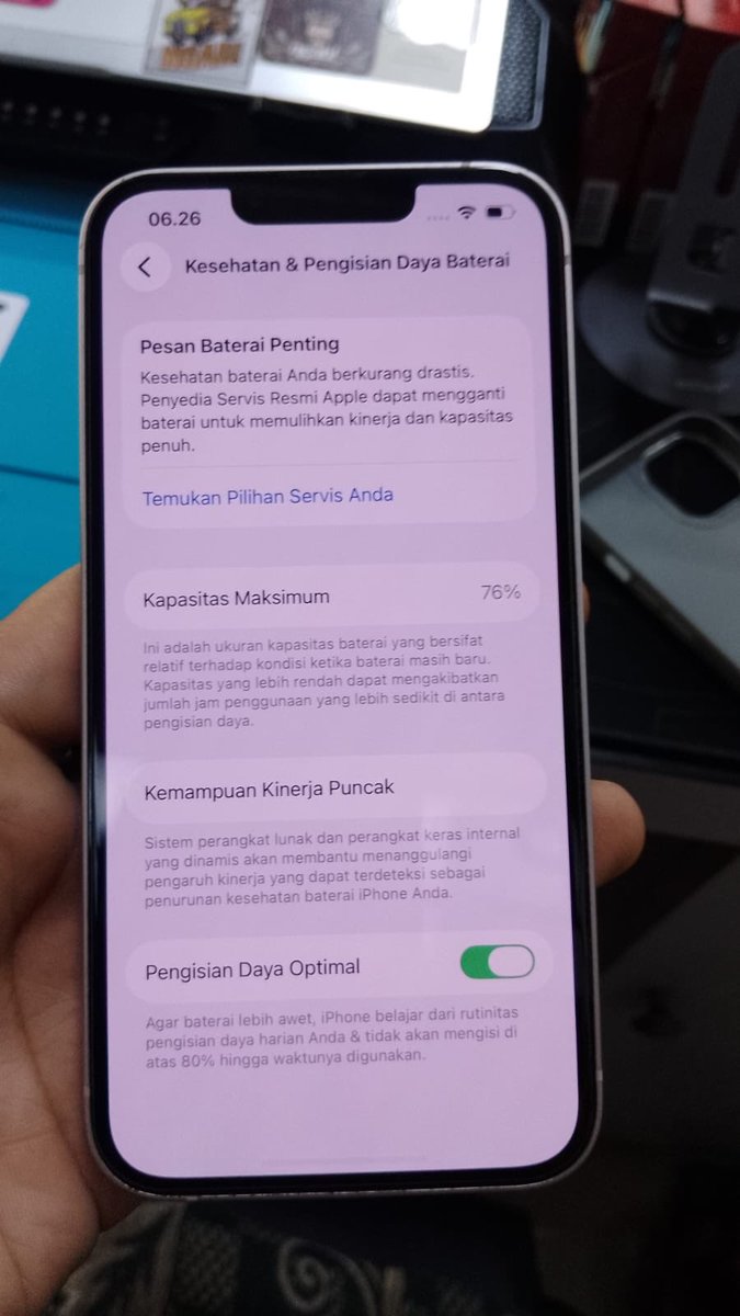 syfdibaa's tweet photo. WTS want to sell iphone 13 256gb ex ibox 
- fullset orian no minus 
- sinyal all operator 
- fitur on semua (face id, true tone, kamera depan belakang jernih)
- bh 76% masih awet orian
- jual 8.000.000
- bisa cod / toko oren / ekspedisi 
dm yaa 

wts wtb iphone 13
#zonauang️ https://t.co/742Cpj5whp