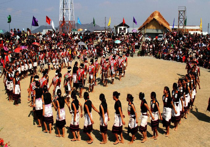 ThanmawiiZ's tweet photo. Mizoram’s vibrant culture shines through its colorful traditional attire, deep community respect, and harmony with nature. Handwoven puans and graceful dances reflect unity,simplicity and pride.
#Mizoram #MizoCulture #UnityInTradition #CulturalHeritage #Handwoven #VishwaguruBhara https://t.co/ypKLwgXCBv