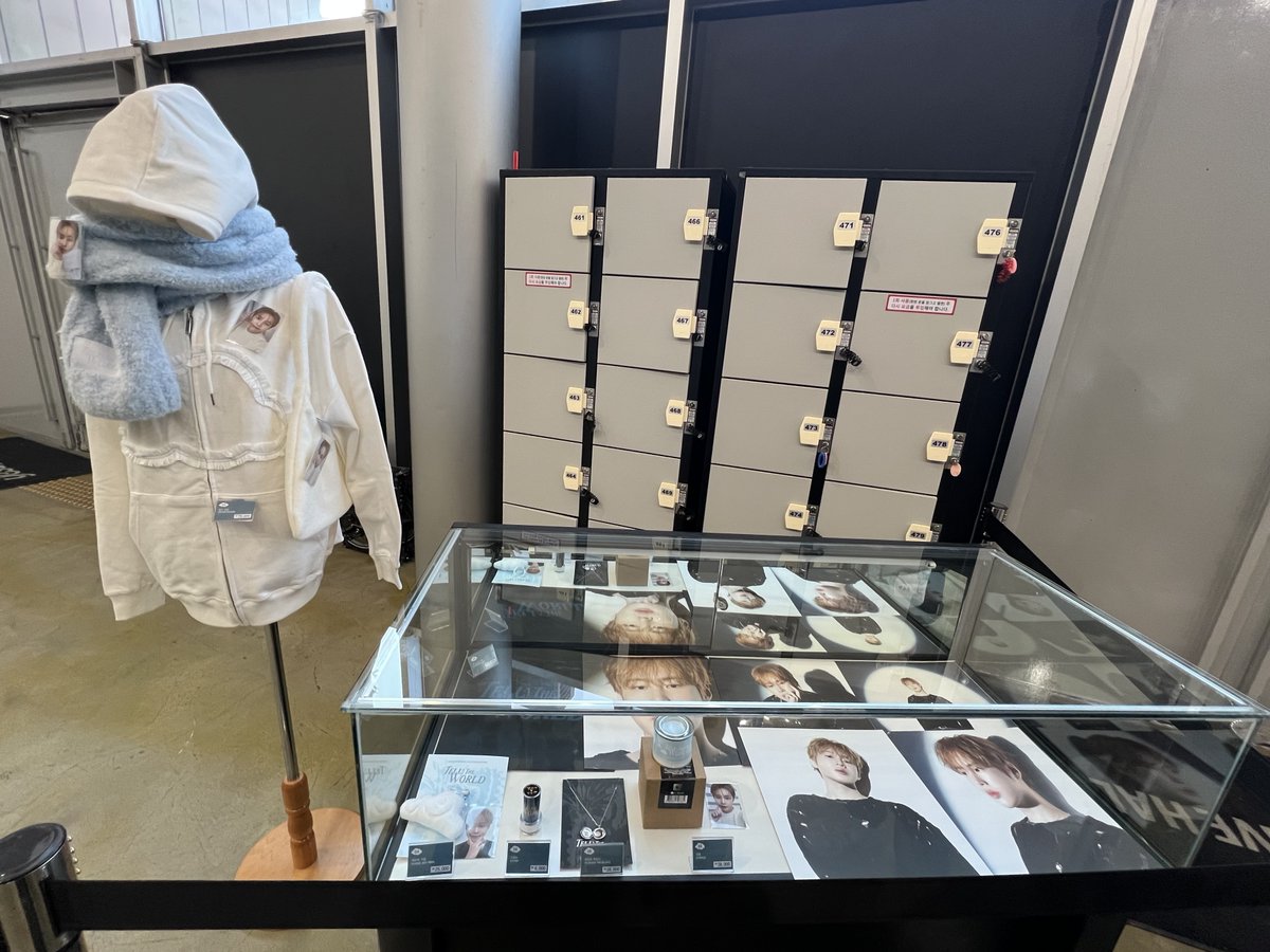 [#하성운] 📢

2025 HA SUNG WOON FANMEETING [Tell The World] Official MD 부스가 오픈되었습니다.

🌵 12월 30일 (화) MD 부스 운영 시간
3PM ~ 7PM

🌵 MD부스 위치
YES24 라이브홀 MD 부스

#HASUNGWOON
#Tell_The_World