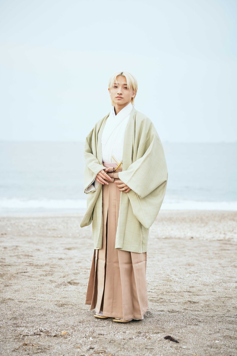 【成人式企画2025】

FUMIYA/BUDDiiS
2004.10.3

アザーカットはスタチャンで🫶
▶︎stardust-ch.jp/news/detail/175