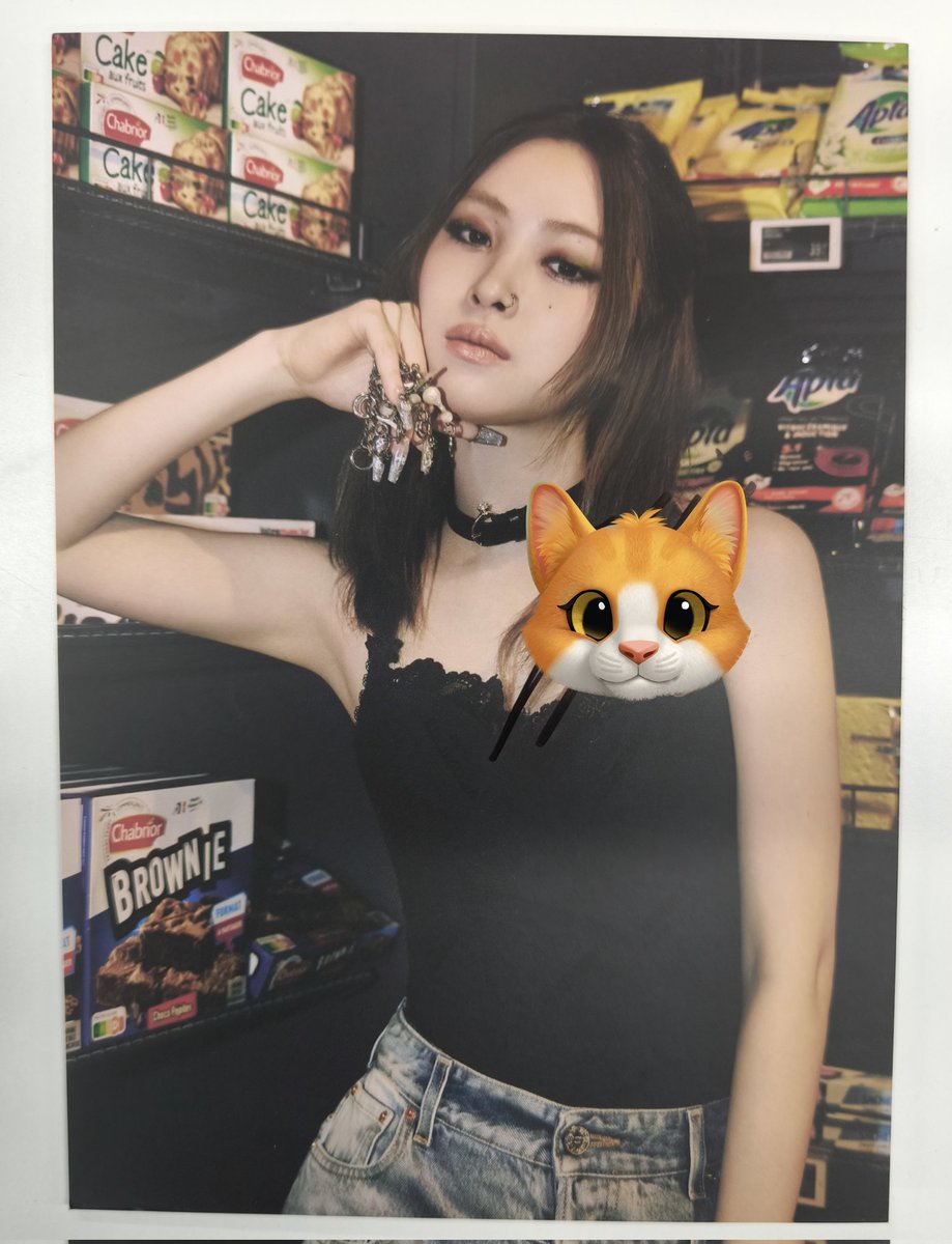 ITZY 【入荷情報】 リュジンちゃんの『TUNNEL VISION』US盤 直筆サイン