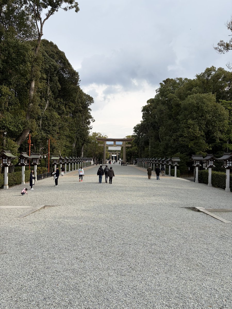 spdkm's tweet image. 橿原神宮にいました。