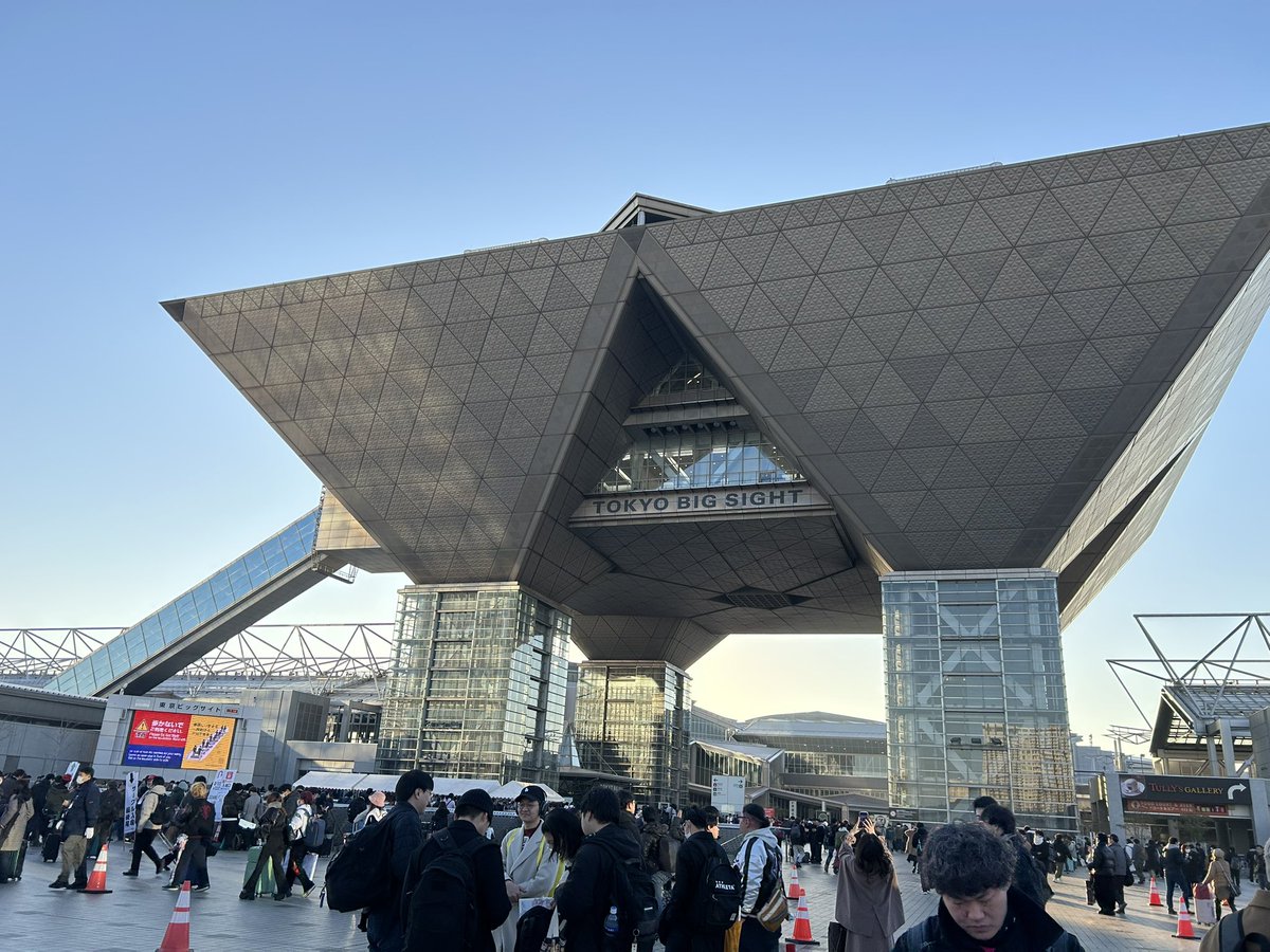 かちいろ tweet media