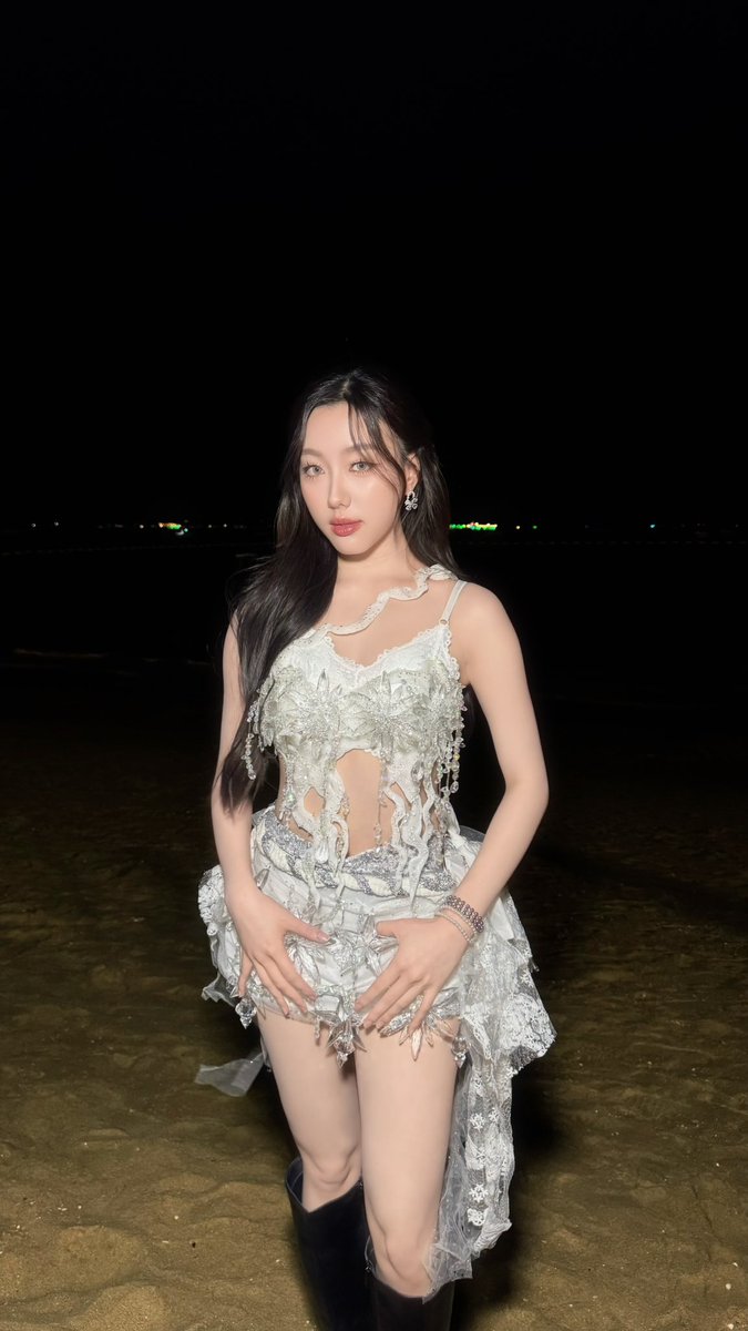 4EVE_Official (@4eveofficial) on Twitter photo 