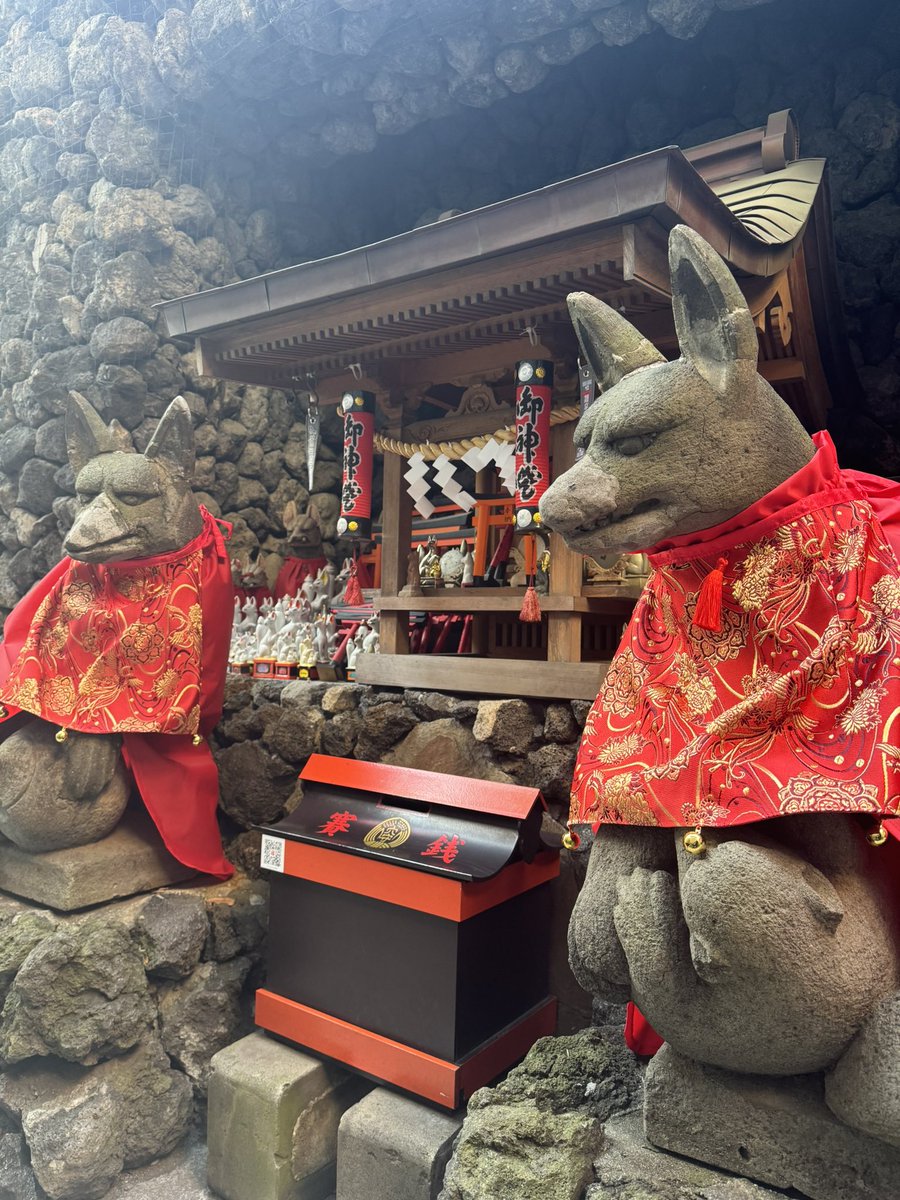 ShinjukuSokai's tweet photo. 穴守稲荷神社で必勝稲荷、開運稲荷、出世稲荷、繁栄稲荷、御嶽神社とお参りしてスピリチュアルRUSHに突入させてきた。
今日はもう必勝開運確定。
競輪グランプリ16時半発走必勝出世確定。 https://t.co/YpbnMeRC0h