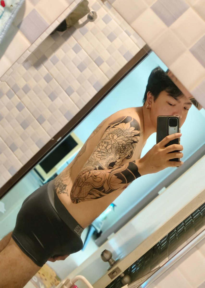 cvbcvb22's tweet photo. 🤫 https://t.co/SHAYdxamlu