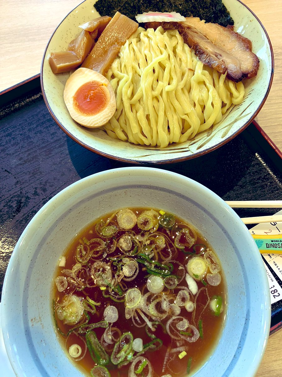 旅行帰り中🚗
最近の大勝軒はSAにあるのか
美味しかった🍜