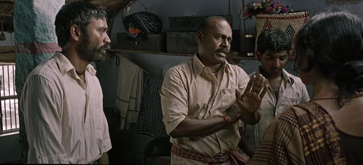 சாதியத்தில் ஊறி யுவராஜ், ராக்கெட் ராஜானு பேர் சொல்லு அதுதான் கெத்து என நினைத்து மானந்தானே வேட்டி சட்டை… தேவர் காலடி மண்ணேனு ரீல்ஸ் போடுறதும்…

சென்னை மற்றும் அதன் சுற்று வட்டார மாவட்டங்களில்  புள்ளிங்கோ கலாச்சாரம் சொல்லி பட்டாகத்தி வச்சு ரீல்ஸ் போடுறும் ஒண்ணு தான்

இரண்டும் இது