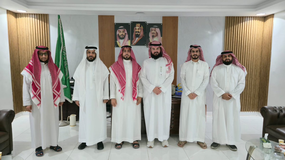 تشرفت الجمعية مساء أمس بزيارة كريمة من <a href="/rnf_saudi/">مؤسسة ريف</a> ومؤسسة ريف،جرى خلالها مناقشة أوجه التعاون بما يحقق الأهداف المشتركة،وبما يعود بالنفع والفائدة على المستفيدين، بحضور رئيس قطاع المشاريع وخدمات المستفيدين الأستاذ صالح الحجيلان،والأستاذ نواف الدوامي،والأستاذ عبدالله الشهري.#بر_البرك