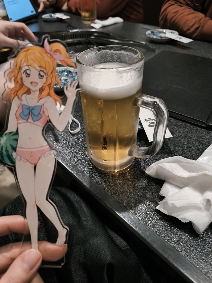 あかりちゃん…焼肉屋だよ 