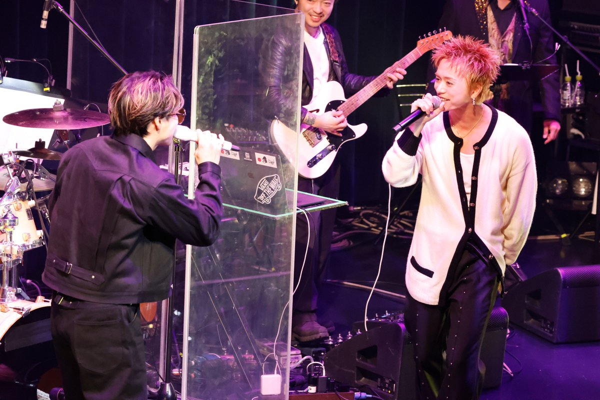 billboardlive_t's tweet image. 【Live Report】
今月12/11に開催された『RIKUのMUSIC TIMES Billboard Live Tour』追加公演のライブレポートが@Billboard_JAPAN に掲載📝

昨年結成10周年を迎えた、THE…