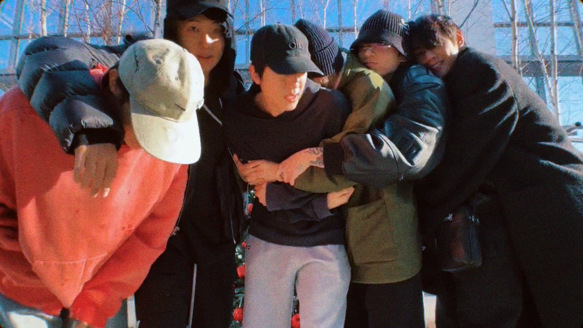 adoremykoo's tweet image. 