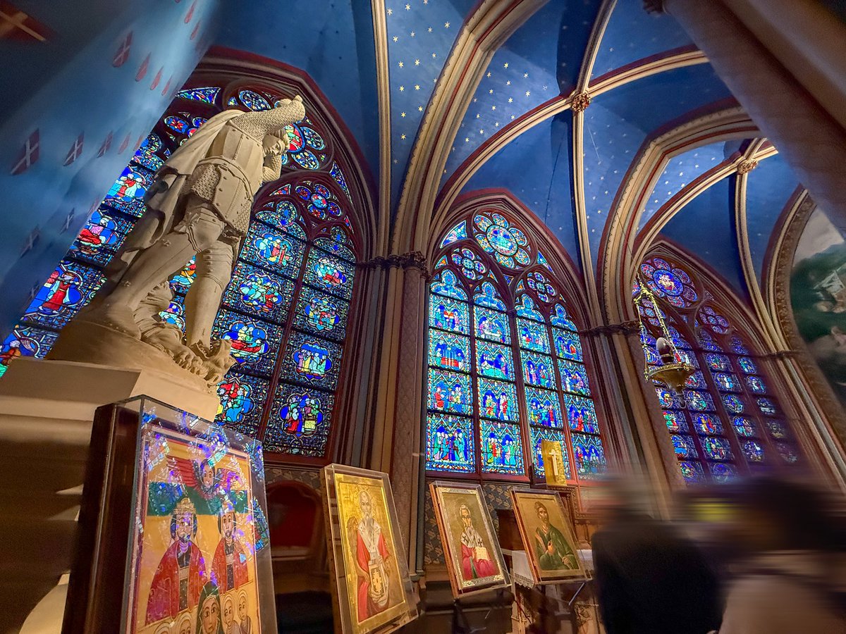 ★幻想的★ノートルダム大聖堂 パリ ステンドグラス グラスマスターズ バラ窓 ☆幻想的☆ノートルダム大聖堂 パリ ステンドグラス グラスマスターズ