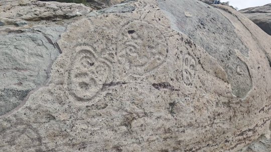 Shadowmoveup's tweet image. 岩画