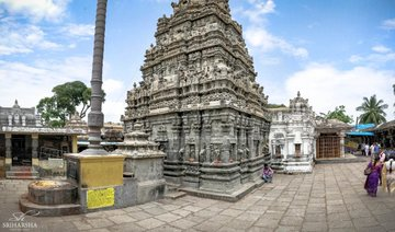 SadaaShree's tweet photo. Telugu land is where you can find temples dedicated to all avataras of Vishnu.

On occasion of #VaikuntaEkadasi thread on those temples.

Matysavataram- One of the very few temples dedicated to that form at Nagulapuram, built by Shri Krishnadeva Raya.

Kurmavataram- Sri Kurmam near Srikakulam.

Varahavataram-  Bhoo Varaha Swamy temple at Tirumala. It's believed that Varaha swamy donated the land for the temple here.

Also Simhachalam temple has both Varaha and Narasimha combined together, a very rare form.