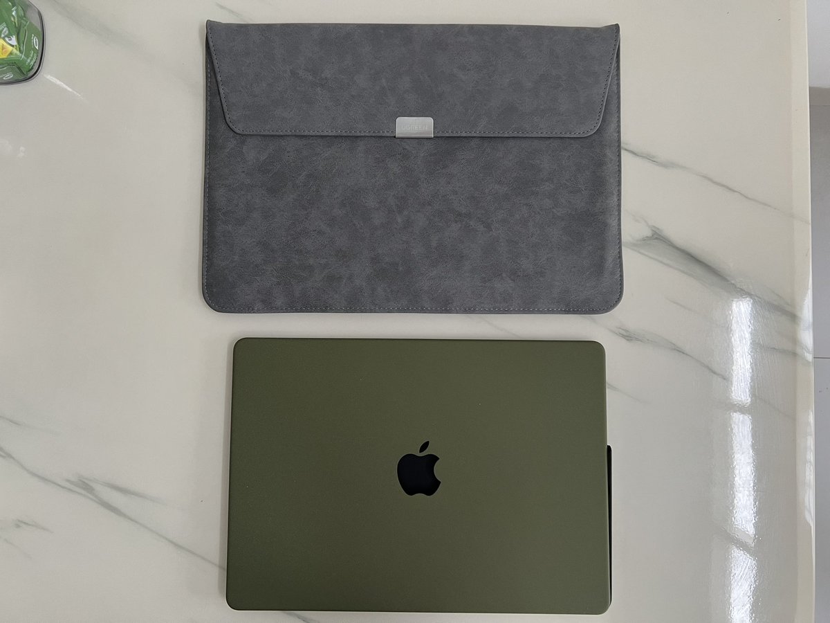 𝒞𝒶𝓇𝓉𝒾𝑒𝓇 tweet media