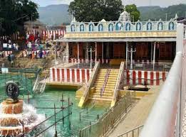 SadaaShree's tweet photo. Telugu land is where you can find temples dedicated to all avataras of Vishnu.

On occasion of #VaikuntaEkadasi thread on those temples.

Matysavataram- One of the very few temples dedicated to that form at Nagulapuram, built by Shri Krishnadeva Raya.

Kurmavataram- Sri Kurmam near Srikakulam.

Varahavataram-  Bhoo Varaha Swamy temple at Tirumala. It's believed that Varaha swamy donated the land for the temple here.

Also Simhachalam temple has both Varaha and Narasimha combined together, a very rare form.