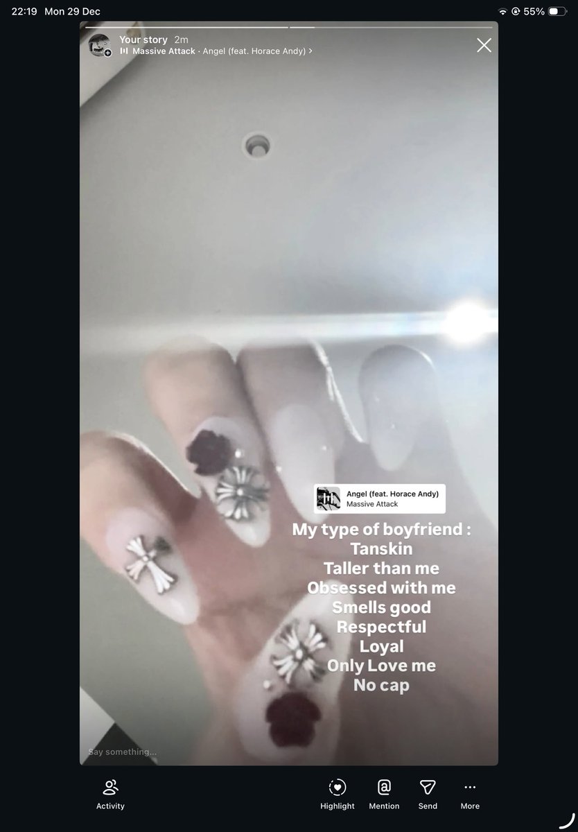 ci9rett's tweet image. 