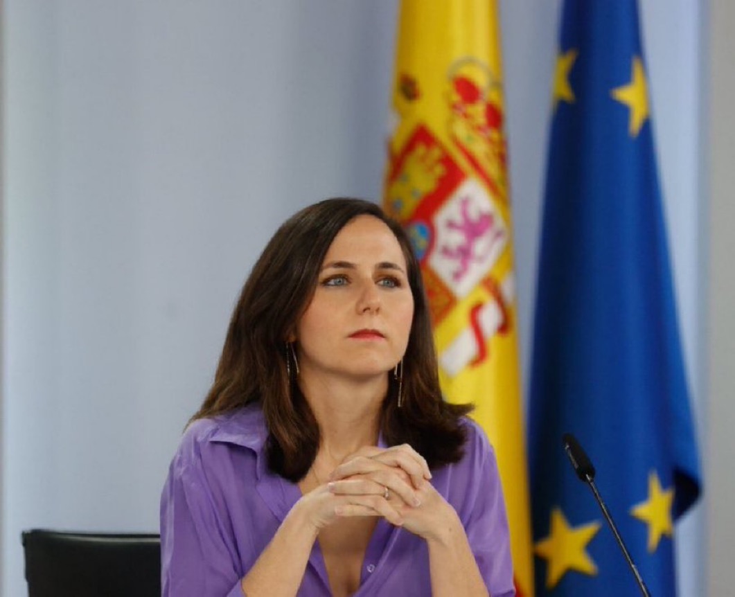 🇪🇸🇮🇱Spain’s Ione Belarra:

“Israel has burned alive dozens of displaced Palestinians who were living under tents. What is the difference between this and putting people in gas chambers like the Nazis did?”