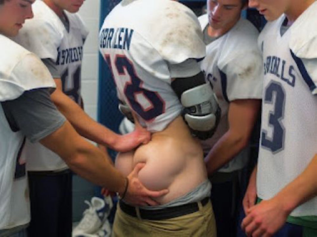 stud_jocks's tweet image. Team bonding