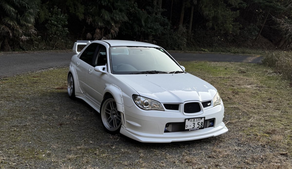 あきら tweet media