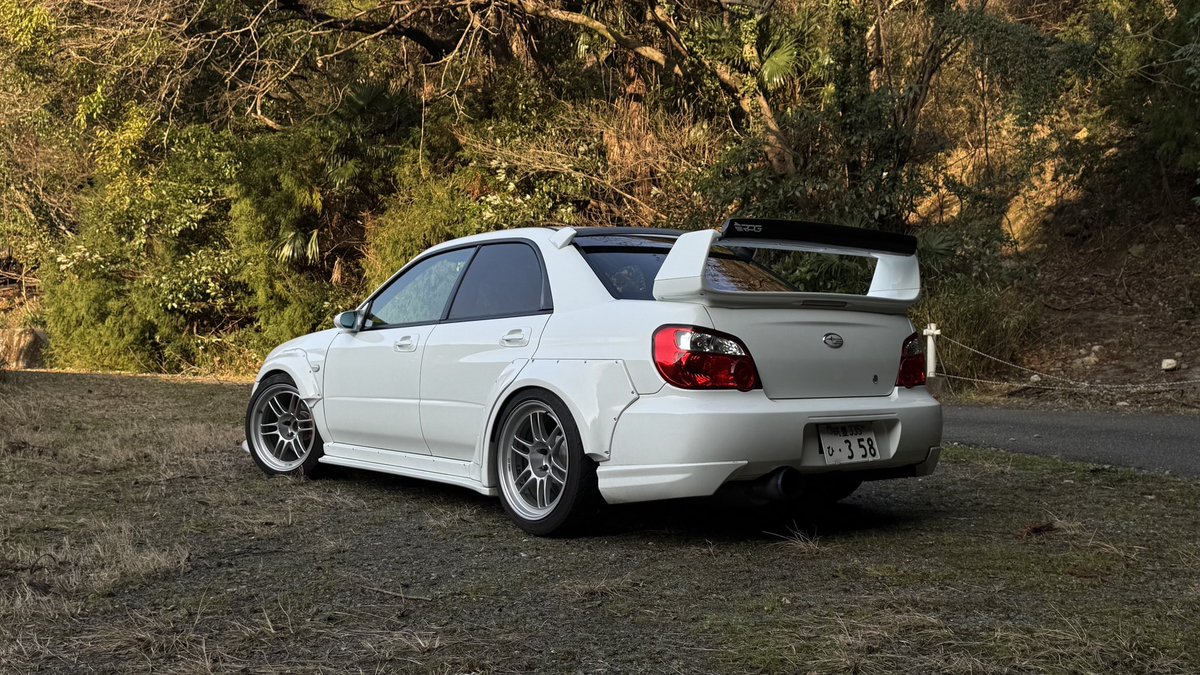 あきら tweet media