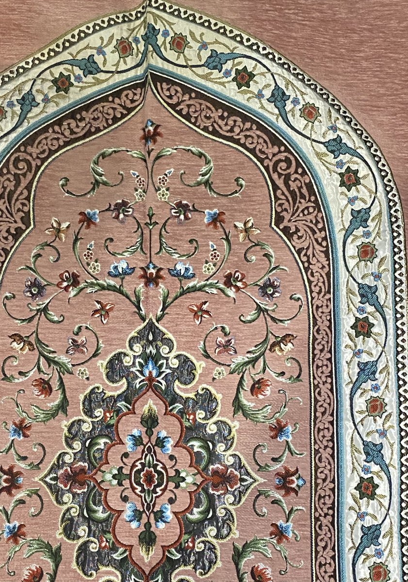 Mmmmm nakışlı seccade benim olsana ya