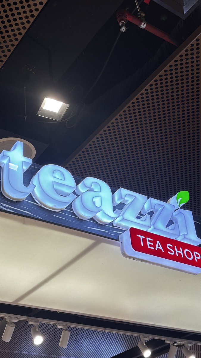 averageckel's tweet image. hi my wife gua…