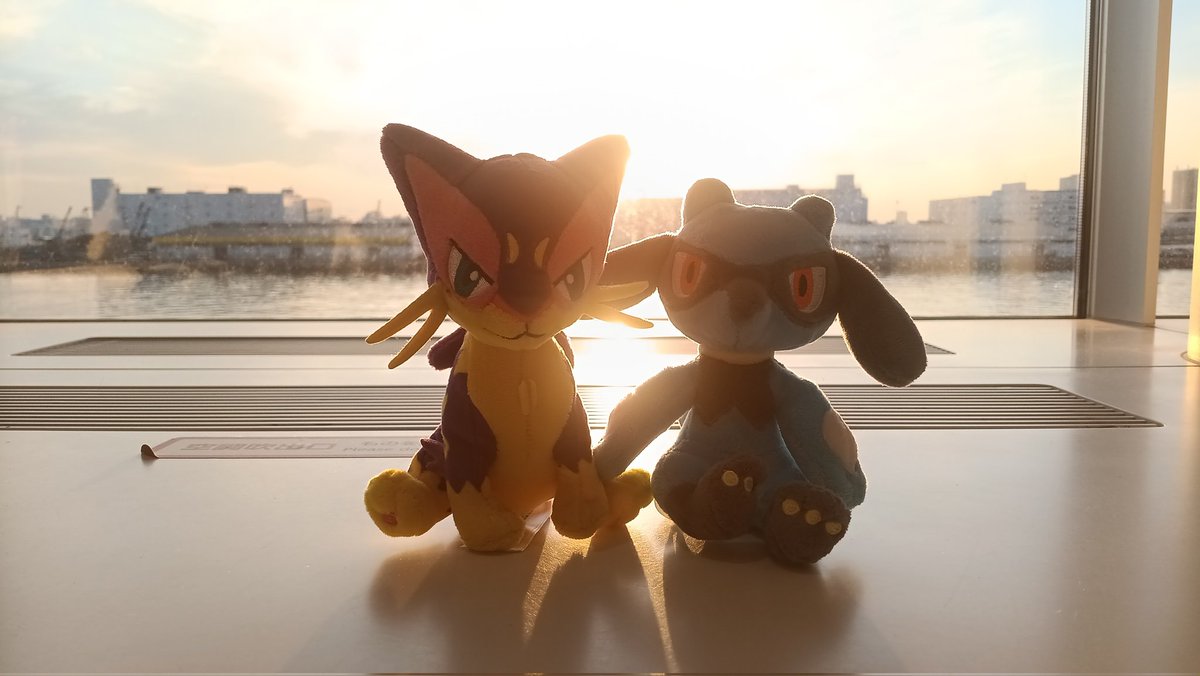 MeiFordArt's tweet photo. 冬コミ撤収しました！初めてのサークル参加にもかかわらず会いに来てくださった皆様本当にありがとうございました!!!
新刊の通販については来月中に告知を致します！
皆様良いお年を！ https://t.co/laiKHRn2Xr