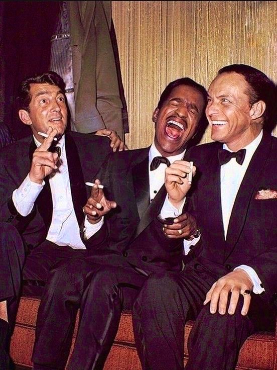 SVG__Collection's tweet photo. Dean Martin, Sammy Davis Jr. &amp; Frank Sinatra https://t.co/OzaLOVqKRH