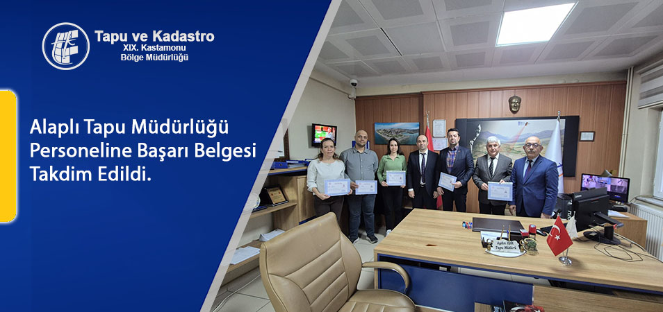 Bölge Müdür Yrd. Sayın Erdal SOYSAL ve Tapu Şube Müd. Sayın İbrahim ŞİMŞEK, Alaplı Tapu  Müdürlüğü'nü ziyaret etmişlerdir.Alaplı Kaymakamlığı tarafından verilen Başarı Belgesini personelimize Takdim etmiş ve başarılarının devamını temenni etmişlerdir.
giris.tkgm.gov.tr/kastamonu-bm/z…