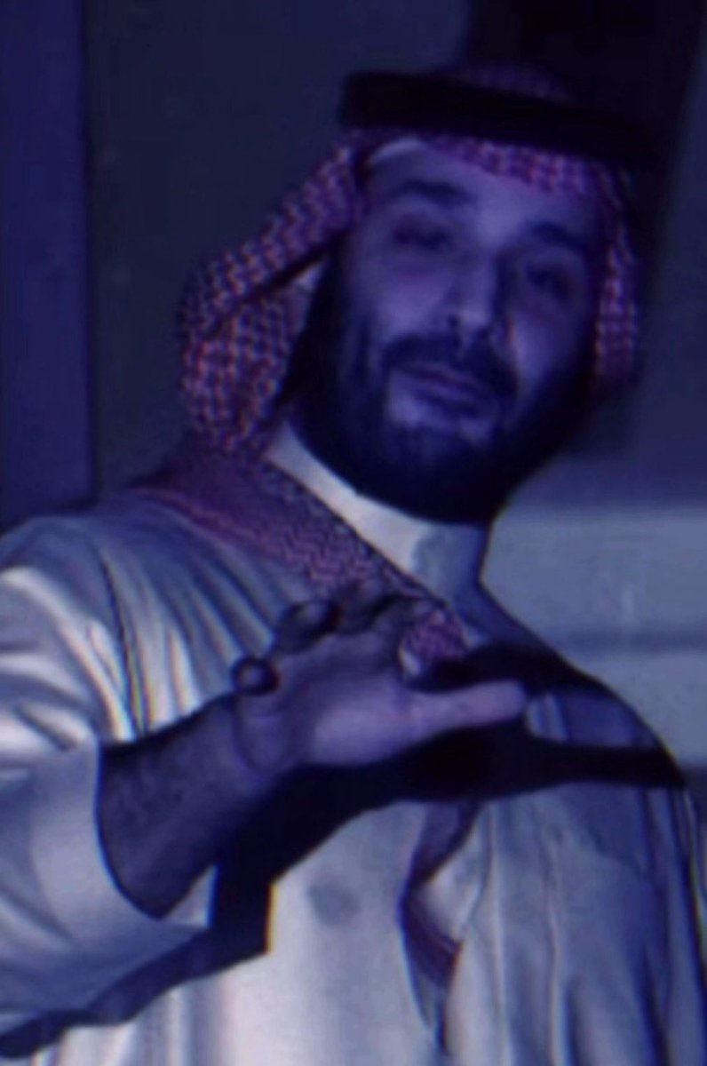 n9nx9's tweet image. جايب شحنات مليانه اسلحه من ميناء الفجيره بالسر وفاصل اجهزة التتبع تبي تدعم التمرد فاليمن

ذيبان الي بيصبح عليك وينسفها كلها: