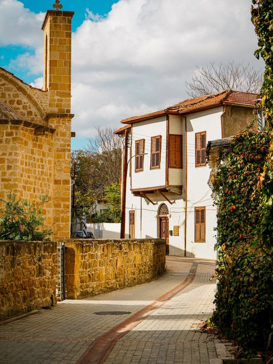 VisitCyprus tweet media