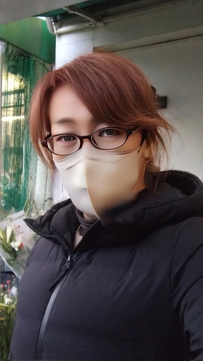 bijiyukujiyoNAO's tweet photo. 助けてください。
しめ縄販売、売行き不調⤵️
大量の在庫？処分？になりそうです😣
玄関用、神棚用しめ縄ご入用の方、いかがですか❓
よろしくお願いいたします。

※シェア,拡散歓迎。
#しめ縄　#注連縄　#しめ飾り　#しめ縄飾り　#お正月 https://t.co/PEGhAdtHt4