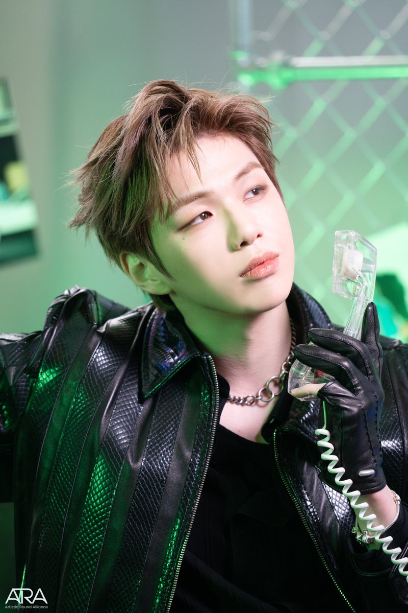 kd_officialx's tweet image. [📢] 강다니엘(KANGDANIEL) 2026 SEASON'S GREETINGS 촬영 비하인드

자세한 내용은 강다니엘 OFFICIAL PLATFORM에서 확인해 주세요
🔗 kangdaniel.bstage.in/contents/69537…

#강다니엘 #KANGDANIEL