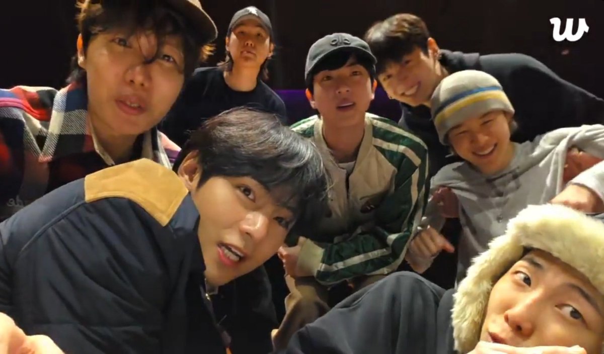 trulyjmin's tweet image. never separate them ever again