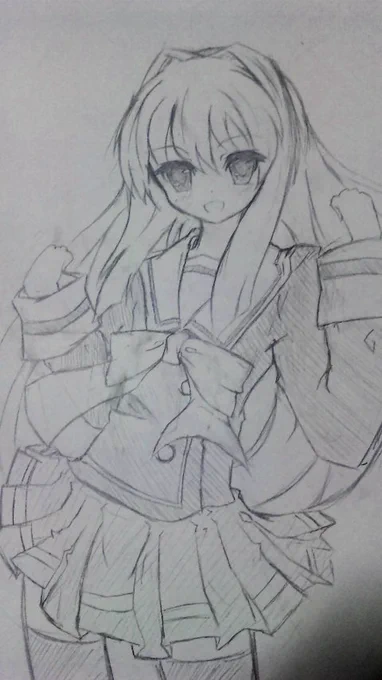 絵の道目指し始めて半年ごろのフィアちゃんと現在のフィアちゃん 13年は長いようで短いのじゃ 2枚目の全体図は明日のコミケのさそりがため先生の新刊で見てみてにぇ