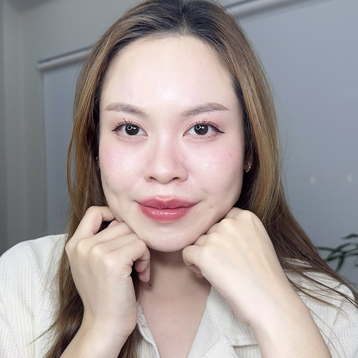 aispdiary's tweet image. ขนตาจริงคือมีเท่านี้ 🤣 ดีใจที่มี KATE LASH BURST x NANA ลิมิเต็ด! ไว้ใจแบรนด์นี้อยู่แล้ว เรื่องตาเอาอยู่ทักตัว ตัวรี้เค้าออกมาทั้งสีดำ สีน้ำตาล เป็นรุ่นที่เพิ่มวอลลุ่ม เพิ่มความหนา กันน้ำด้วย พอดีขนตาแล้วรู้สึกตาหวานขึ้น ชอบมากก #ใช้จริงรีวิวจริง #ใช้ดีบอกต่อ