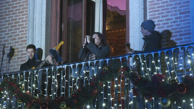 No falla ni un solo día #MadridDirecto en la tarde de <a href="/telemadrid/">Telemadrid</a> firmando un 6% de cuota, 53.000 y 186.000 espectadores únicos

📢 Roza el 8% en el TC

📢Lo borda entre los individuos de 25 a 44 años con 12.8%

#QueVivaLaTele #Audiencias