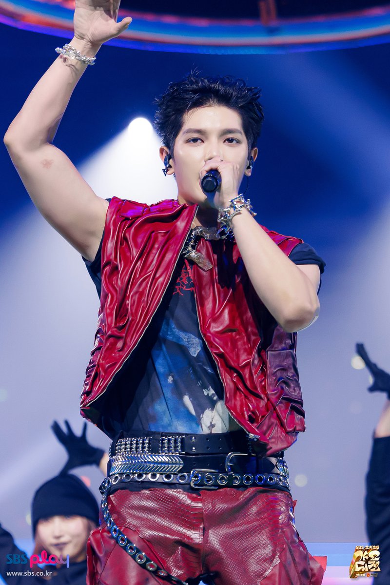 inga_sbs's tweet image. 📍2025 SBS 가요대전🎅

태용 (TAEYONG) 현장포토📸

MORE🔗 programs.sbs.co.kr/enter/2025sbsg…

#가요대전 #SBS가요대전 #2025SBS가요대전 #2025SBSGAYODAEJEON #태용 #TAEYONG @NCTsmtown_127 @NCTsmtown