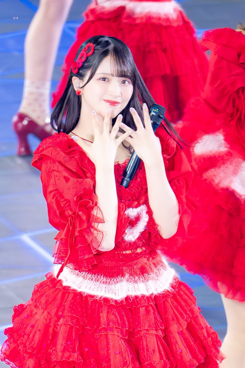 イコラブ　野口衣織　赤衣装　パネル ユスリル♉️×♉️野口衣織🌱 (@yusriluffy) / Posts / X