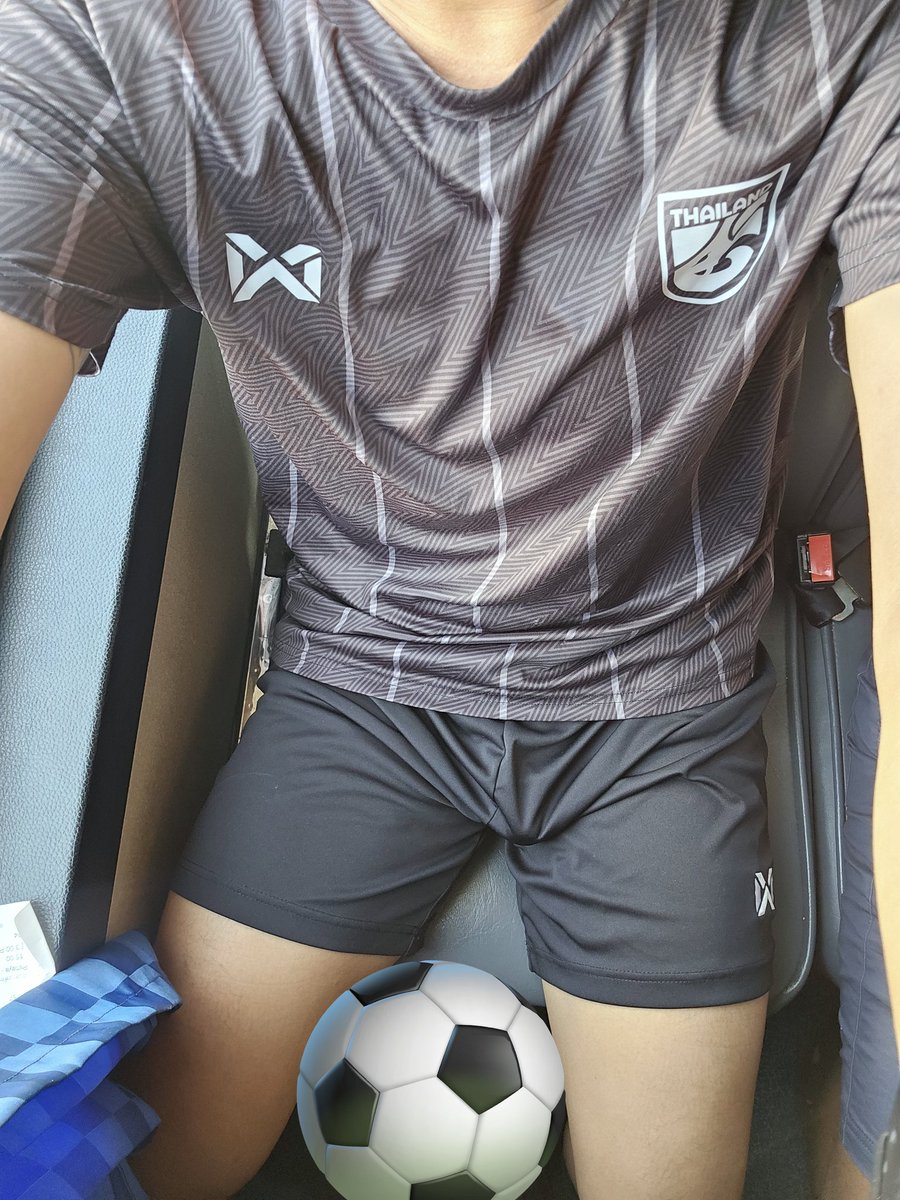 วันนี้ไปส่งชุดนั้ให้ลูกค้าค้าบ 💦💦 นัดถอด พ่อค้าก็จัดไปค้าบ รอรับได้เลย