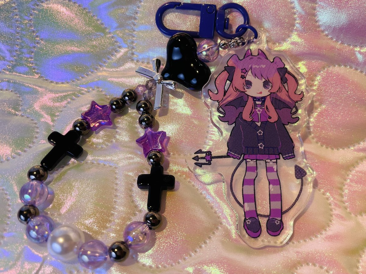 アクキーセット 11月のオンリーで大好評いただいたアクキーセットを #C107 にて再販