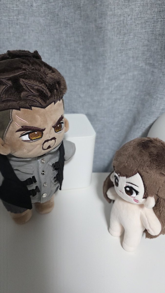 xRAPT0RA's tweet photo. 뭘 쳐다봐.... https://t.co/UP9Oz7hr2E