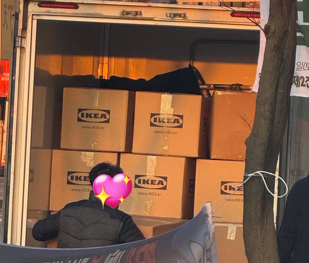 mang_sep9's tweet image. 승민이 역조공 이케아 뭐지... 
설마 댕모 ......