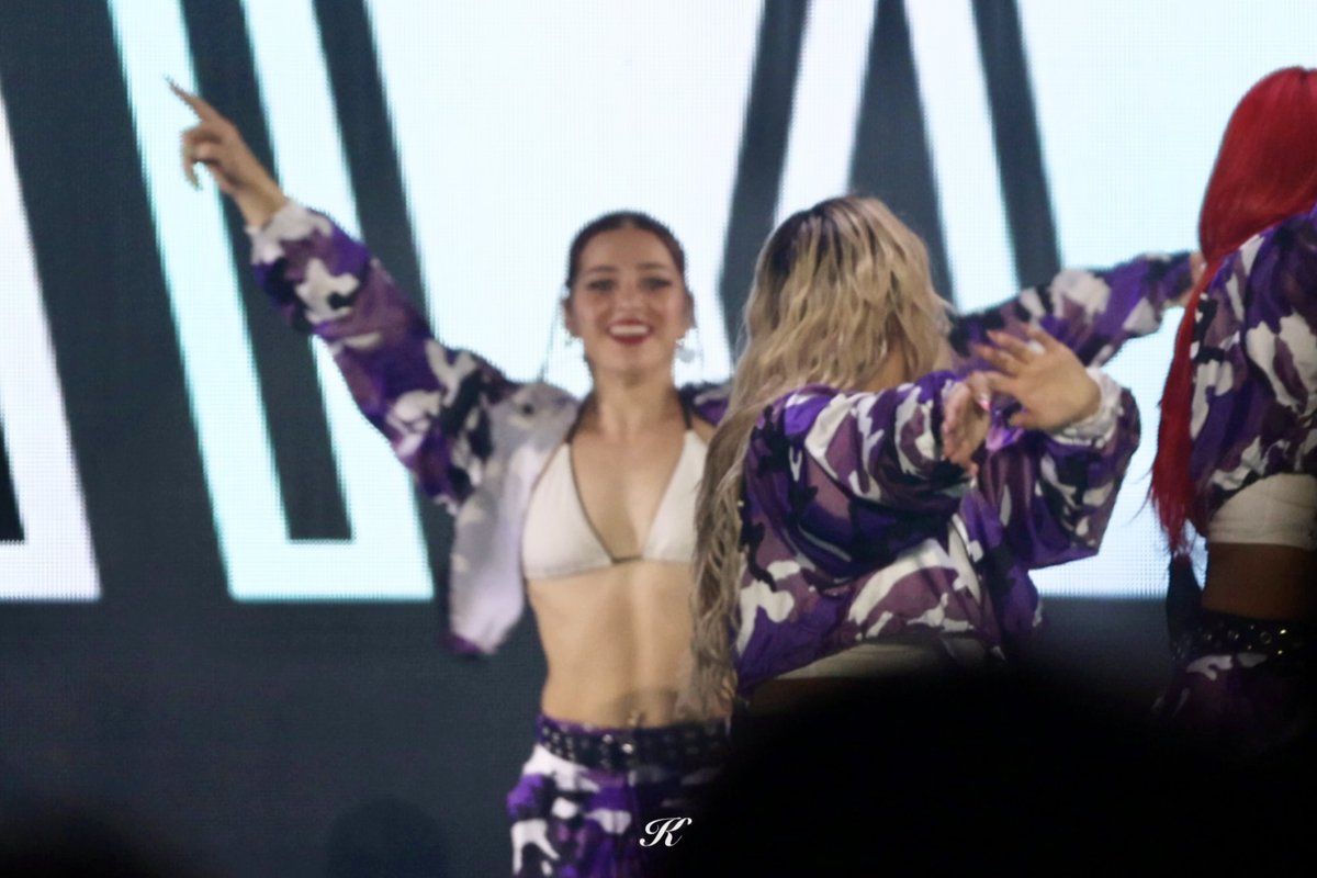 kaleecey_'s tweet photo. 251101 THE REAL STAGE - INCHEON
๐ธ ๋ค๋์นด & ์นผ๋ฆฌ์ค
#agsquad #danica #kaleece https://t.co/W3MpOvRBGf