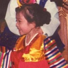 beenrenes's tweet photo. irene is literally the older version of herself https://t.co/lKnY9jEu9x