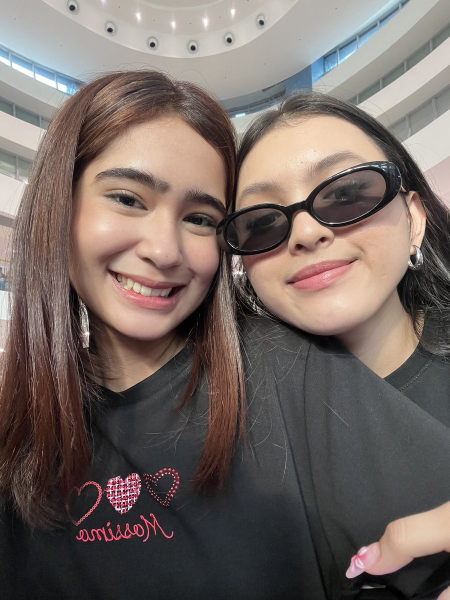 elizaborromeo_'s tweet image. 🙈